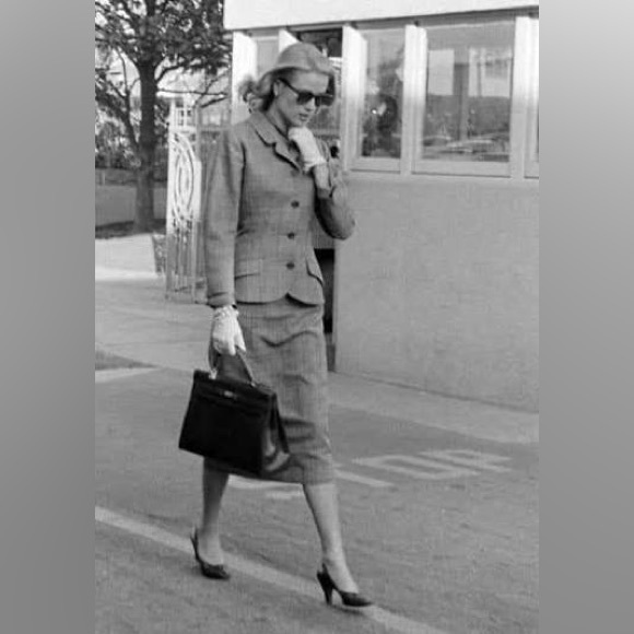 Large Croc Embossed Handbag - Grace Kelly inspired - Picture 8 of 9